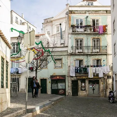 Alfama Lisbona